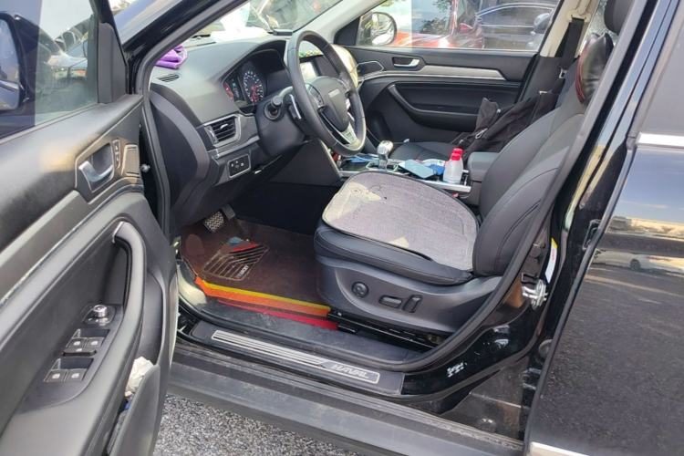 Haval H6 2018 — салон, сиденья, 331 200 км, Guazi vsrbj2a7l2, фото 7