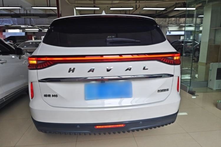 Haval H6 2022 — вид сзади, 101 199 км, Guazi wkw7d7dnrt, фото 4