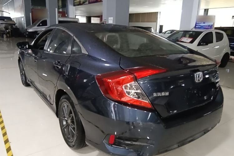 Honda Civic 2019 — вид сзади слева, 140 200 км, Guazi s5f66wne5j, фото 4
