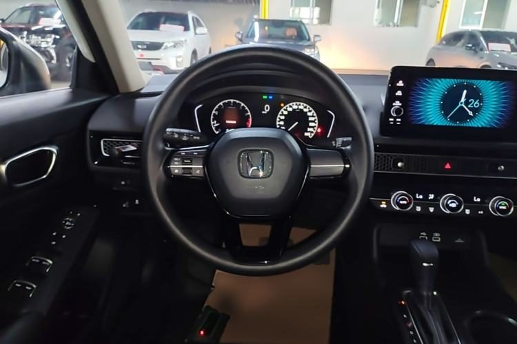Honda Civic 2022 — салон, рулевое колесо, 30 000 км, Guazi nlc3rmexwy, фото 6
