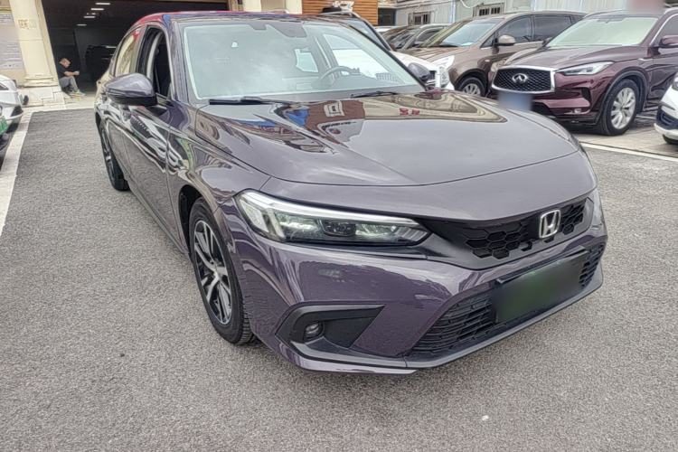 Honda Civic 2023 — вид спереди справа, 122 100 км, Guazi xtgcwgytvj, фото 2