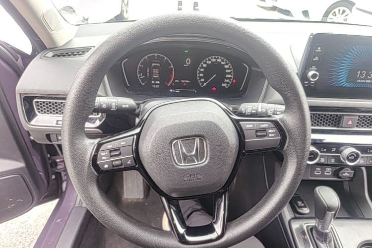 Honda Civic 2023 — салон, рулевое колесо, 122 100 км, Guazi xtgcwgytvj, фото 6