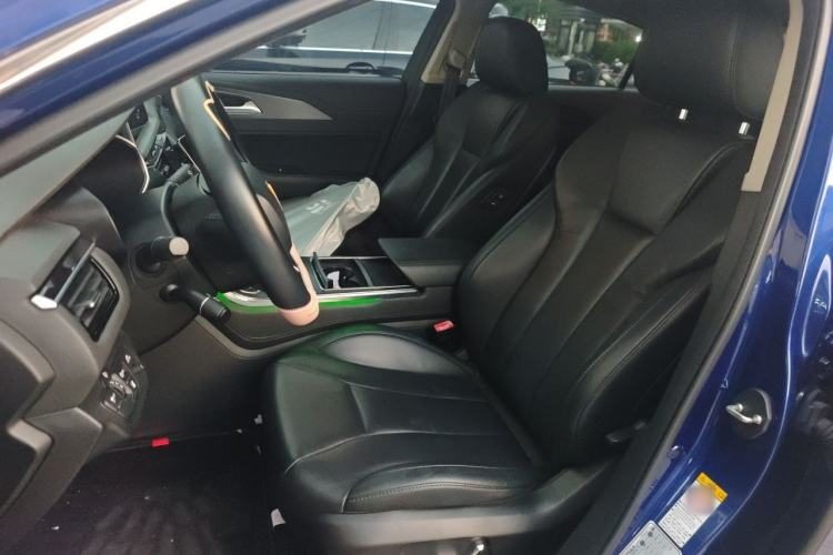 Hongqi H5 2020 — салон, сиденья, 57 100 км, Guazi 8sddquce3u, фото 8