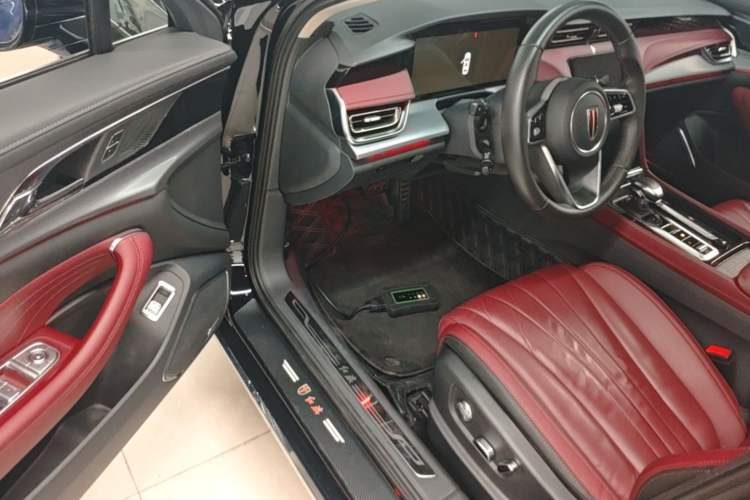 Hongqi H5 2024 — салон, сиденья, 47 300 км, Guazi 33bze8jk8t, фото 7