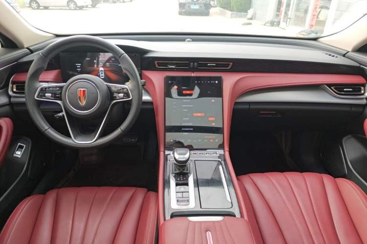 Hongqi H5 2024 — салон, центральная консоль, 44 300 км, Guazi myqgvvlwvc, фото 3