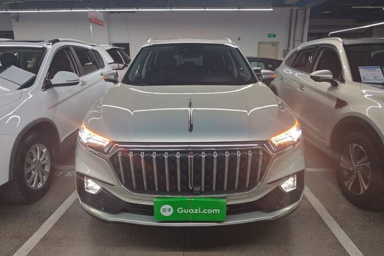 Hongqi HS5 2022 — вид спереди, 11 000 км, Guazi 6twmmwn4gw, фото 2