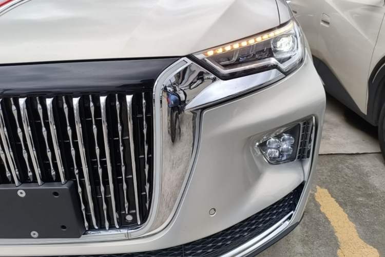 Hongqi HS5 2022 — передняя фара, 75 200 км, Guazi v82t63lv7w, фото 8
