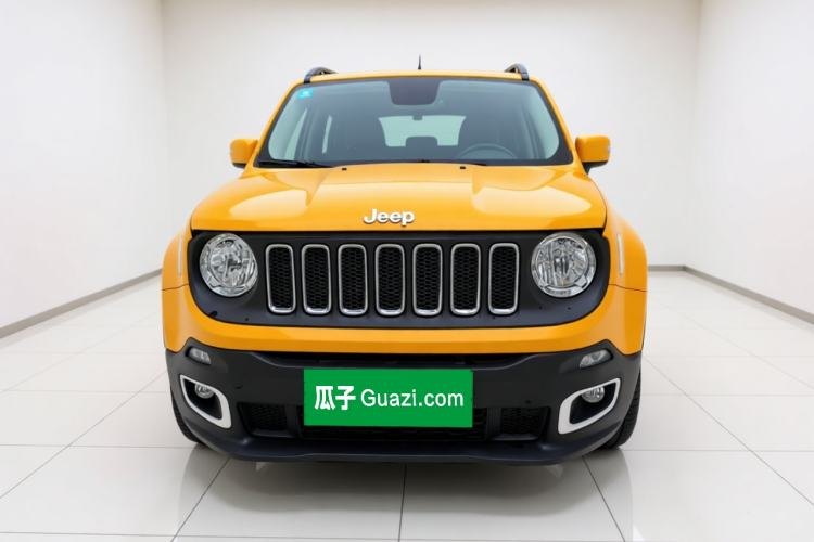 Jeep Renegade 2017 — вид спереди, 111 700 км, Guazi lnd2nfbvqf, фото 2