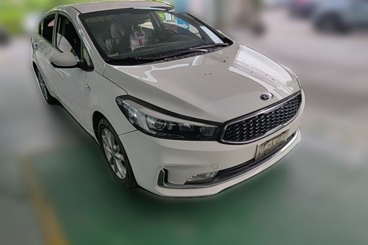 Kia K3 2016 — вид спереди справа, 136 400 км, Guazi cupavqhz4m, фото 3