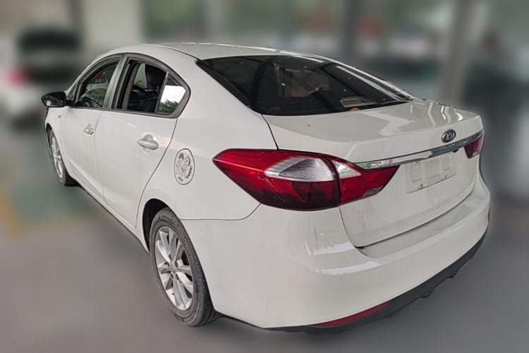 Kia K3 2016 — вид сзади слева, 136 400 км, Guazi cupavqhz4m, фото 4
