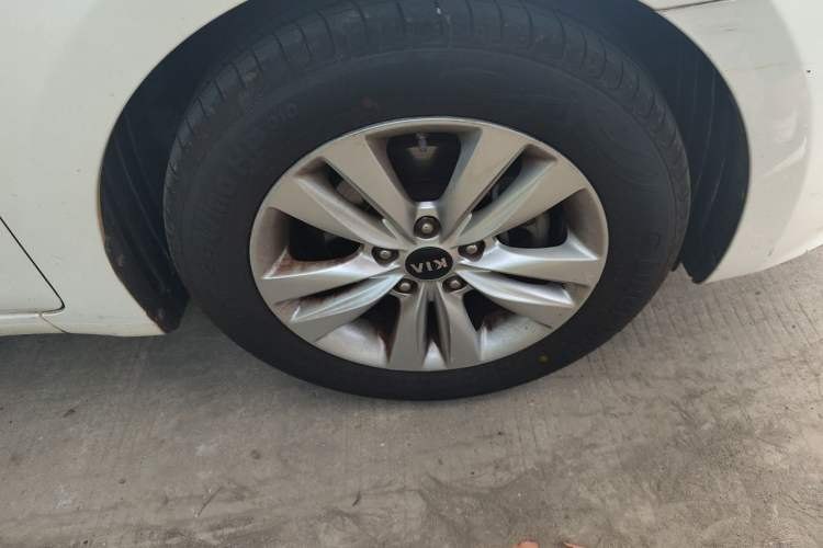 Kia K4 2014 — колесо и диск, 91 200 км, Guazi 85zhqtkz3f, фото 8
