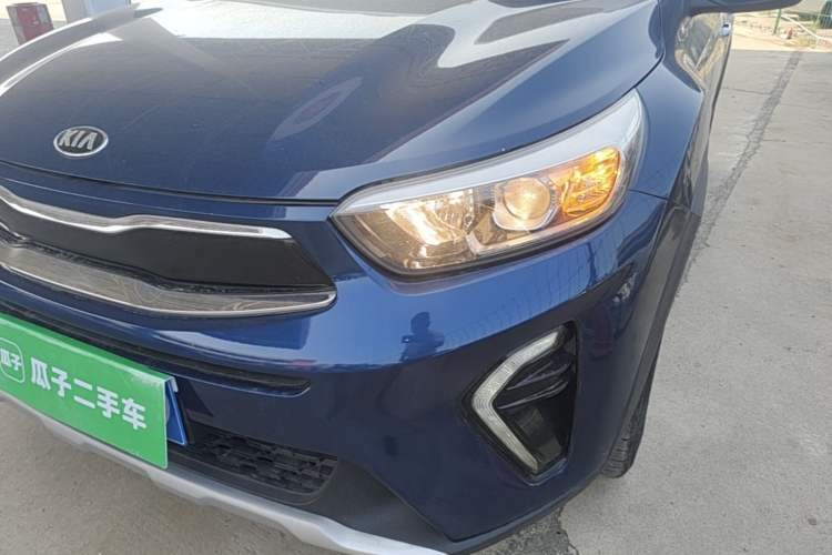 Kia kx1 Stonic 2019 — передняя фара, 76 900 км, Guazi uhvhzflyr6, фото 8
