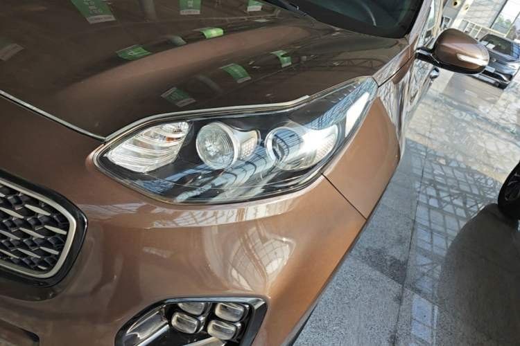 Kia KX5 2016 — передняя фара, 69 400 км, Guazi mgzb6r22vn, фото 8