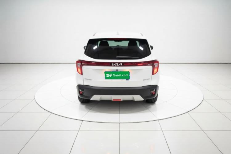 Kia Seltos 2026 — вид сзади, 10 800 км, Guazi 99f686vbch, фото 4