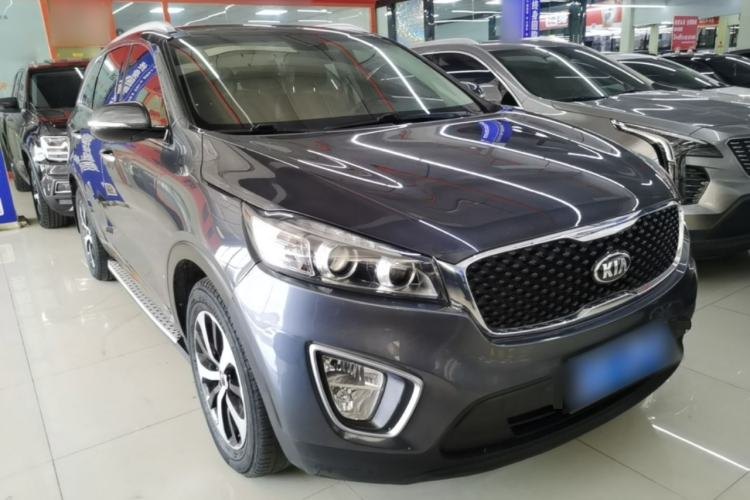 Kia Sorento 2016 — вид спереди справа, 159 800 км, Guazi tb6w3kjbqx, фото 3