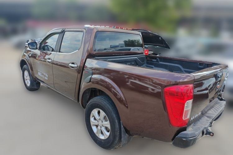 Nissan Navara 2017 — вид сзади слева, 142 700 км, Guazi vz7m7thnte, фото 4