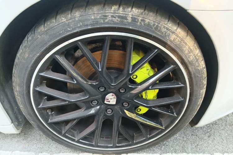 Porsche Panamera 2014 — колесо и диск, 96 700 км, Guazi ulf4vsyqdm, фото 8