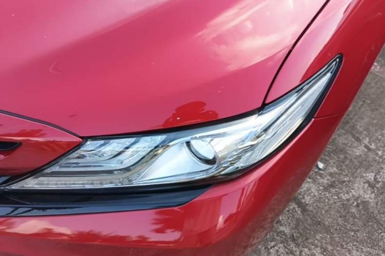 Toyota Camry 2019 — передняя фара, 28 800 км, Guazi pzcklyeulu, фото 8