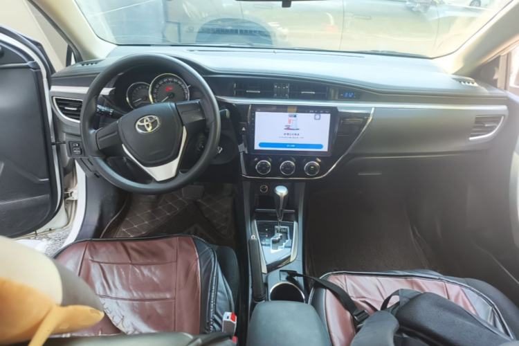 Toyota Corolla 2017 — салон, центральная консоль, 109 400 км, Guazi h4qtwqv5ut, фото 5