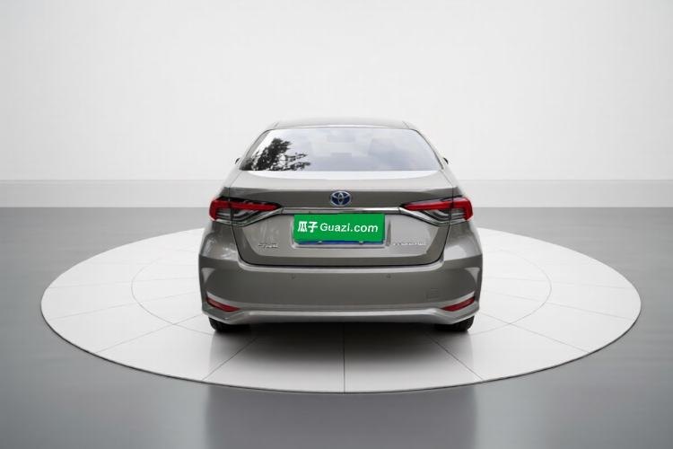 Toyota Corolla 2019 — вид сзади, 80 500 км, Guazi w8qe6bfqak, фото 3