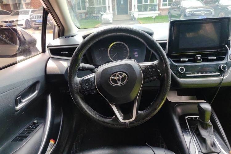 Toyota Corolla 2019 — салон, рулевое колесо, 80 500 км, Guazi w8qe6bfqak, фото 7