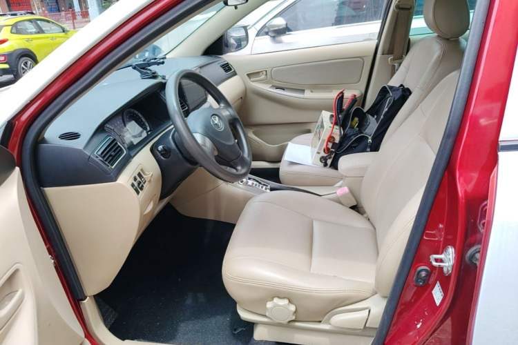 Toyota Corolla EX 2013 — салон, сиденья, 119 500 км, Guazi 38w8tfy5x4, фото 8