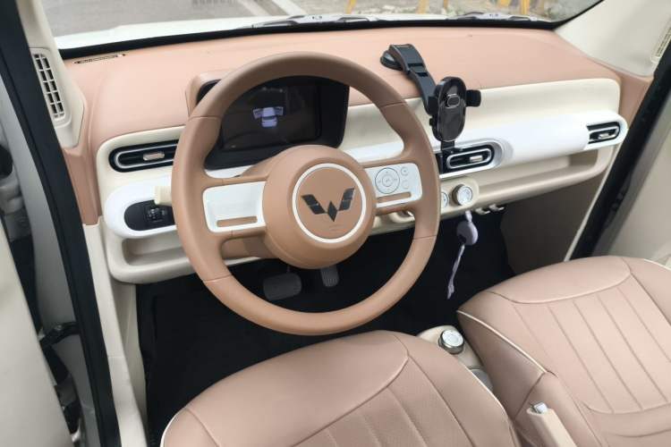 Wuling Hongguang MINIEV 2024 — салон, центральная консоль, 6 600 км, Guazi z5dqlc9l3j, фото 4