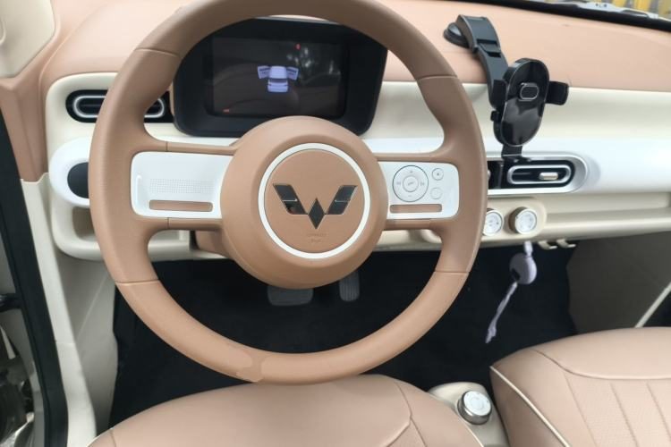 Wuling Hongguang MINIEV 2024 — салон, рулевое колесо, 6 600 км, Guazi z5dqlc9l3j, фото 5